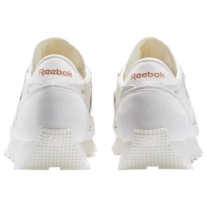 Zapatillas Reebok Aztec FBT Gamuza Mujer Blancas Doradas | 974635PVB